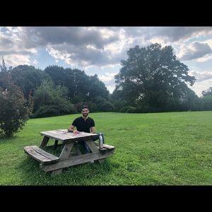 Meet your Posher, Samer